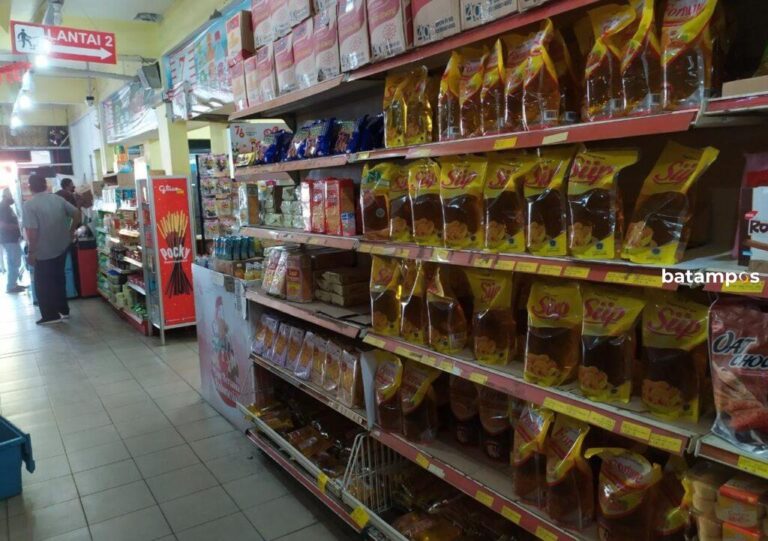 Harga Minyak Goreng Rp 14 Ribu Per Liter Sudah Berlaku di Tanjungpinang