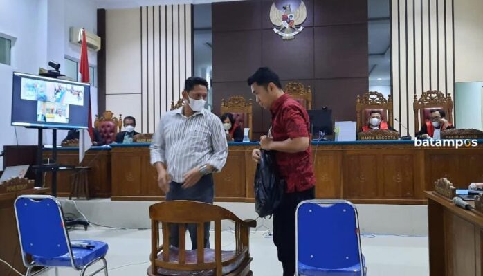 Saksi Alfeni Sebut Diperintahkan Apri Beri Kuota Rokok untuk Yan Fitri