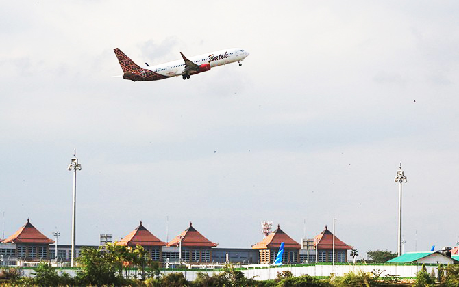 Selama Nataru, AirNav Layani 52.871 Penerbangan