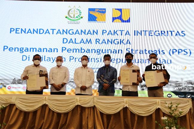 BP Batam dan Kejati Kepri Lakukan Penandatanganan Pakta Integritas