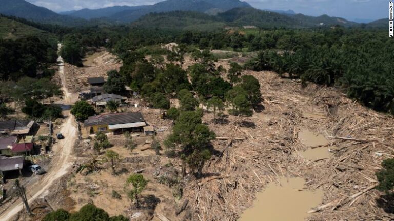 Tujuh Negara Bagian Malaysia Dilanda Banjir, 125 Ribu Warga Dievakuasi