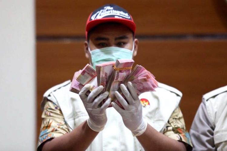 Segini Barang Bukti Duit Suap yang Diamankan KPK Saat OTT Wali Kota Bekasi