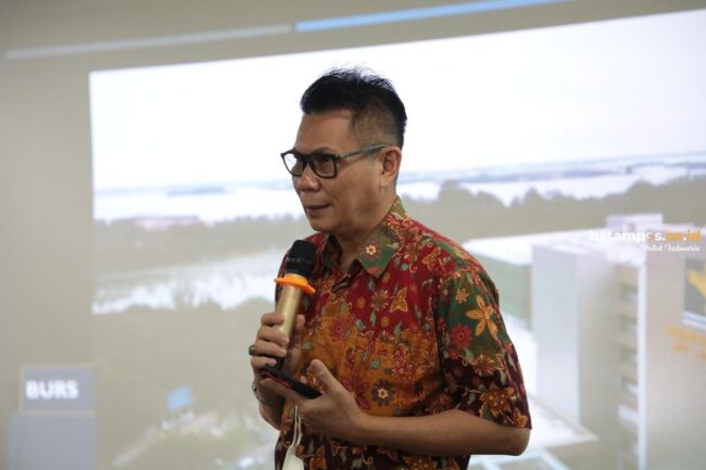 Dokter Afdhalun Jabat Ketua Iluni UI Kepri