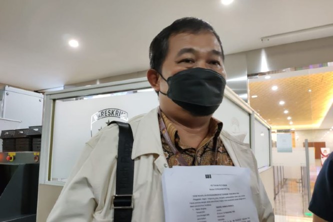 Dugaan Pungli di Bandara Soeta Dilaporkan ke Kejati Banten