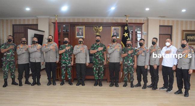 Danbrigif 4 Marinir Kunjungi Mapolda Kepri
