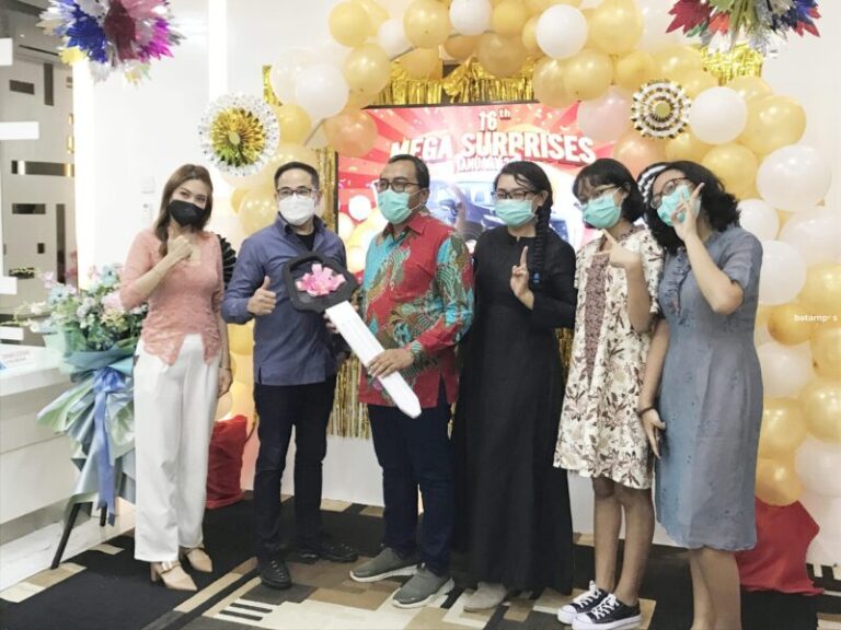 Dimas Bawa Pulang Xpander  dalam Mega Suprises 2021 di Mega Mall Batam Center