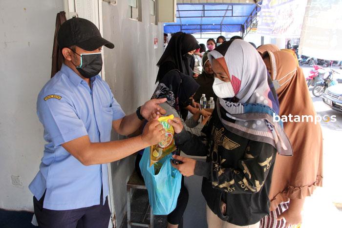 Harga Minyak Goreng Kembali Stabil di Pasar TPID II