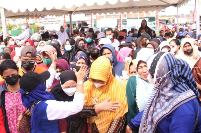 Minyak Goreng Murah di Retail Modern Habis Diburu Warga