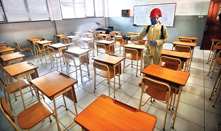 PTM Jalan Terus Meski Ada Siswa 41 SD–SMA di Jakarta Positif Covid-19