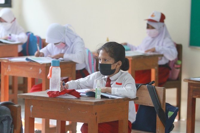 Kemendikbudristek Tetapkan Kurikulum Nasional Baru Pada 2024