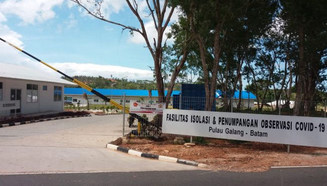 Tiga Orang PMI Positif Covid Dipindahkan ke RSKI Galang