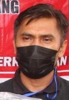 Ketahuan Curi Besi Tua, Maling Tinggalkan Mobilnya