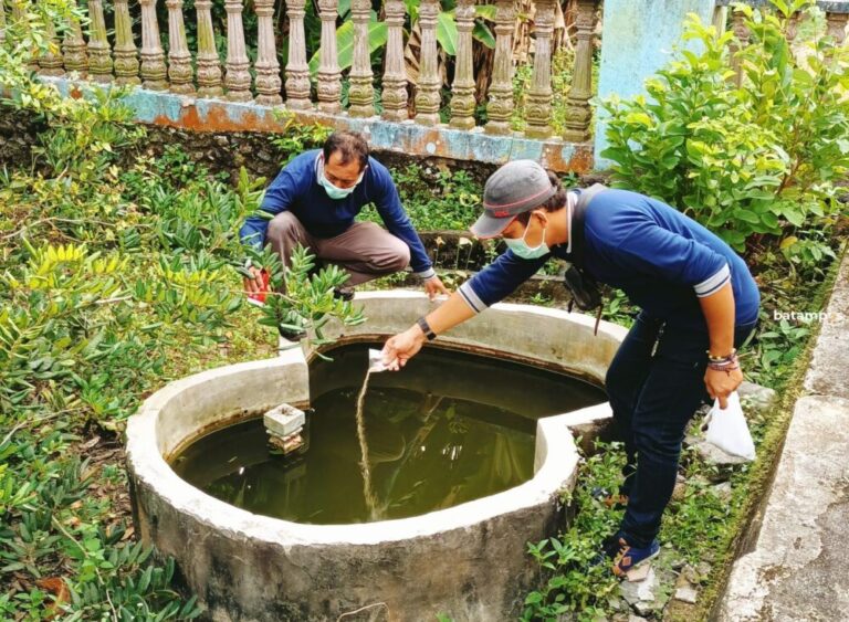 Cegah Merebaknya DBD, Puskesmas Tanjungbatu Gencar Fogging dan Tabur Serbuk Abate