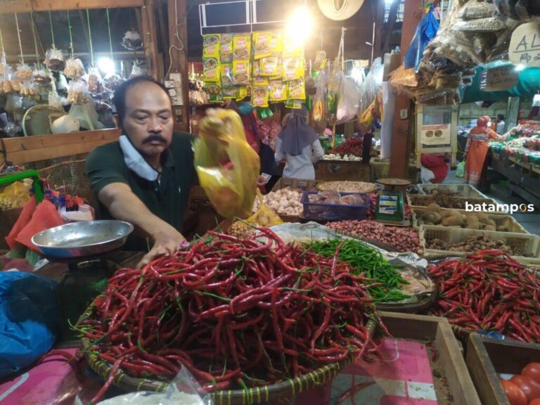 Awal Tahun, Harga Cabai masih Tinggi