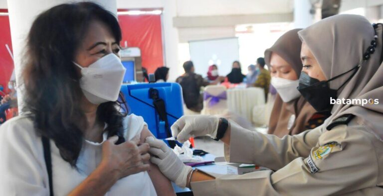 1,3 Juta Warga Kepri akan Ikut Vaksin Booster