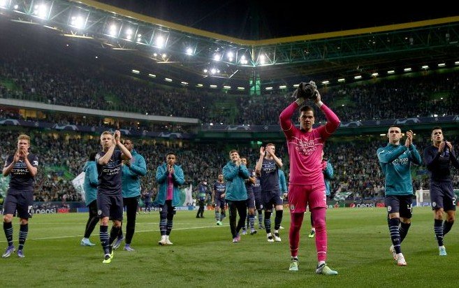 Manchester City Pesta Lima Gol, Satu Kaki di Babak Selanjutnya
