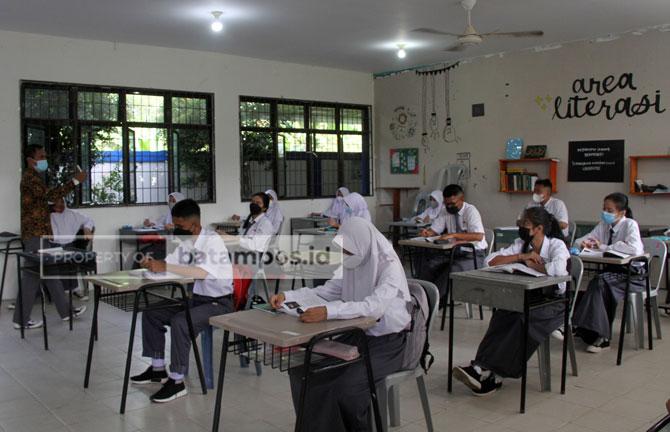 SMA/SMK Batam-Tanjungpinang Setop Belajar Tatap Muka