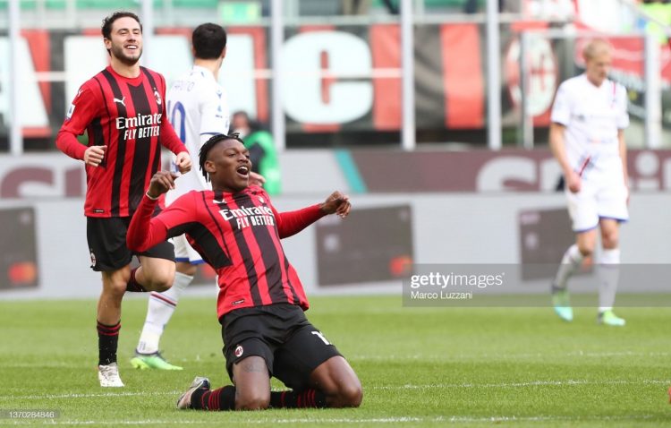 AC Milan Raih Capolista Berkat ’’Super Bowl’’ Mike Maignan