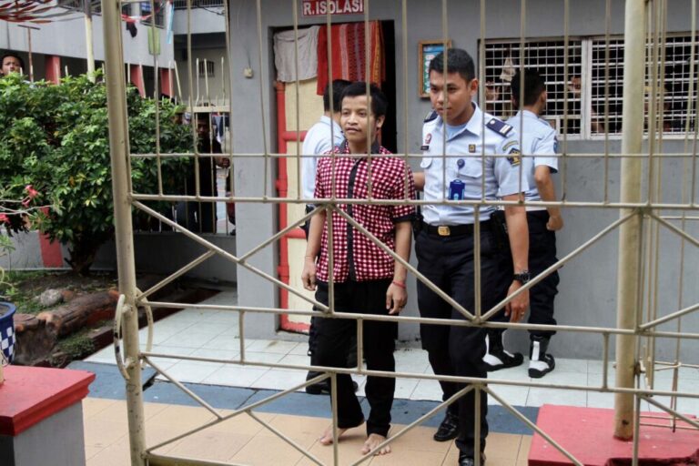 Dipindahkan dari Lapas Mojokerto ke Porong atas Pertimbangan Keamanan