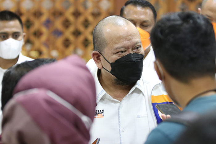 LaNyalla Berharap Industri Sarung Tenun Desa Wedani Jadi Inspirasi di Jatim