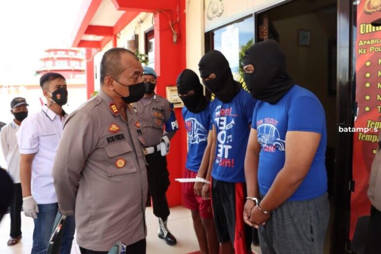 Motor Curian Dijual di Medsos, 3 Penadah Motor Curian Ditangkap Polsek Bengkong
