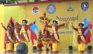 SMP 4 Tanjungpinang Raih Juara Satu Festival Zapin Penyengat