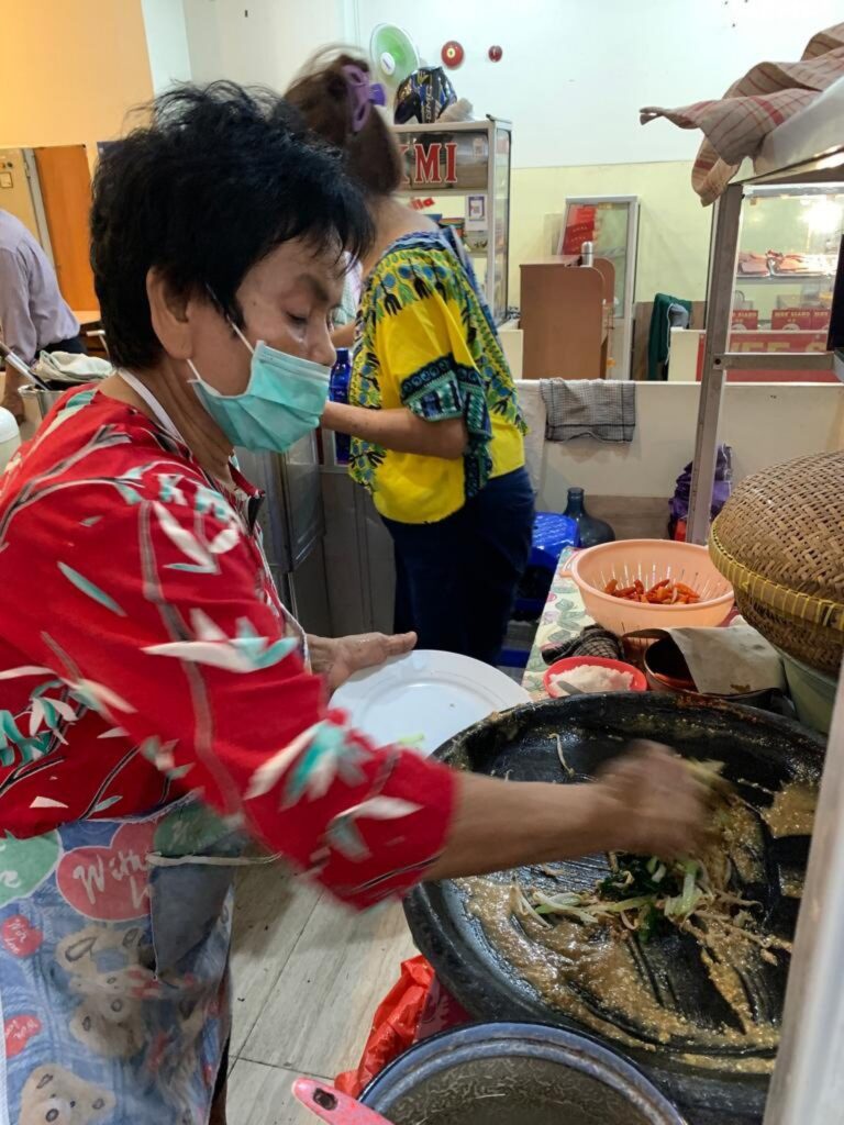 Kelembutan Bumbu Kacangnya Pikat Dua Presiden