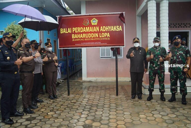Diresmikan Bupati Karimun, Sungai Lakam Timur jadi Kampung Restorative Justice