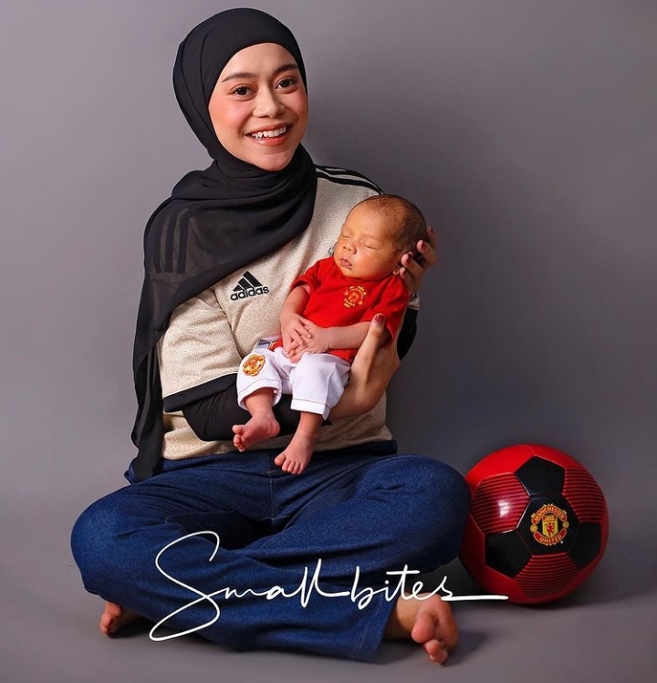 Lesti Kejora Bisnis Sambil Mengasuh Anak