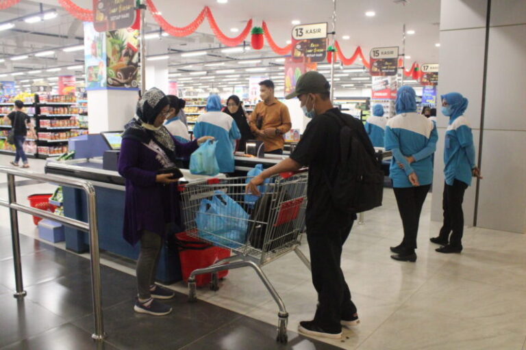 Persebaran Varian Omicron Membuat Masyarakat Lebih Hati-hati