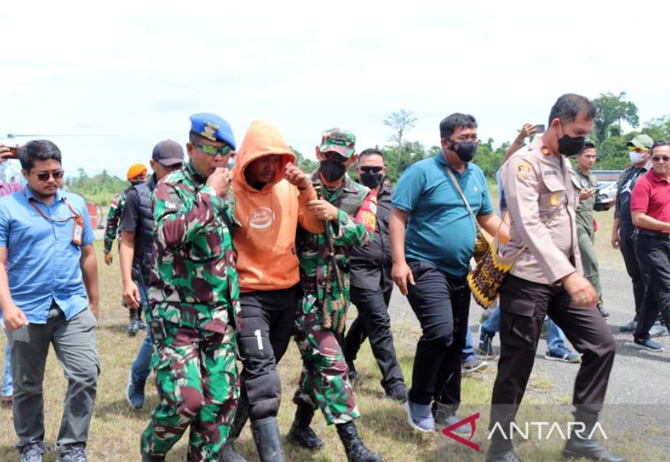 Tim Evakuasi Temukan Korban Penyerangan KKB dalam Kondisi Traumatis