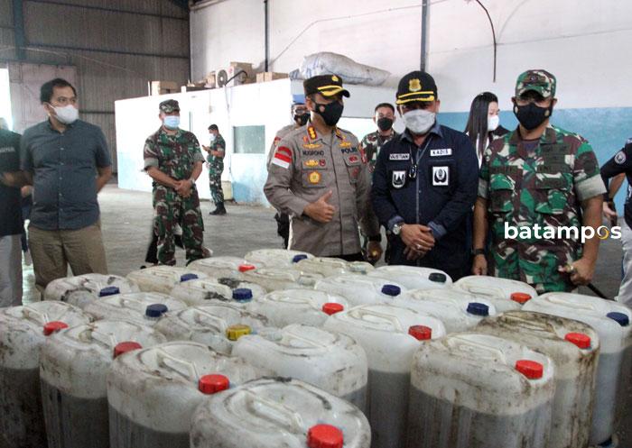 600 Jerigen Minyak Goreng Curah Didistribusikan di Batam Setiap Hari