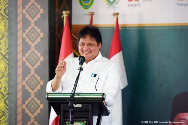 Hadiri Harlah NU Ke-96, Menko Airlangga Dorong Percepatan Program Peremajaan Sawit Rakyat