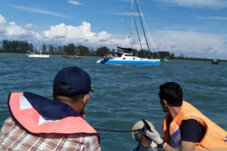 Izinnya ke Padang, tapi Berlabuh di Bengkulu