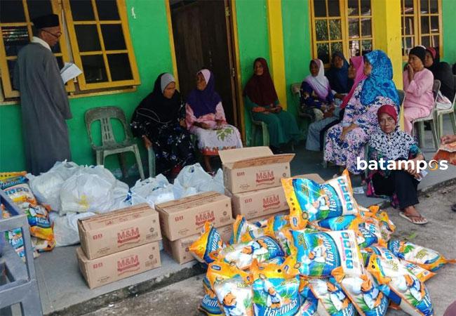 Baznas Kota Batam Kembali Sembako Kepada Masyarakat Hinterland