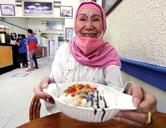 Pernah Mencicipi Semua Es Krim yang Ada di Menu