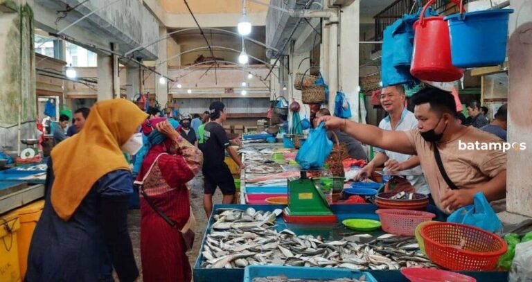 Pasar Ikan KUD Ambruk, Banyak Pedagang Ikan Belum Dapat Lapak Baru di Pasar Mini Bestari