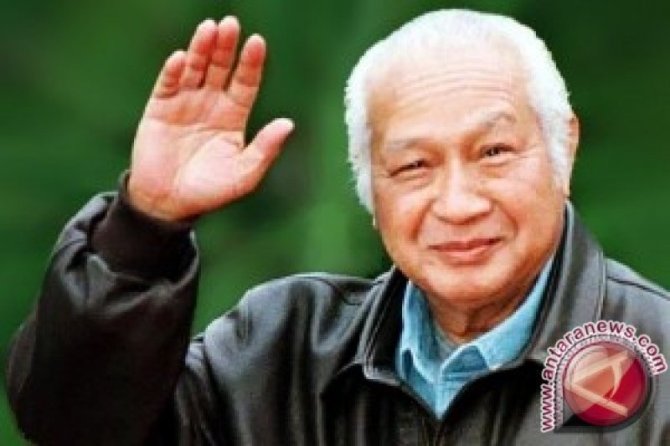 Ini Penjelasan Kenapa Nama Soeharto Tak Ada dalam Keppres 2/2022