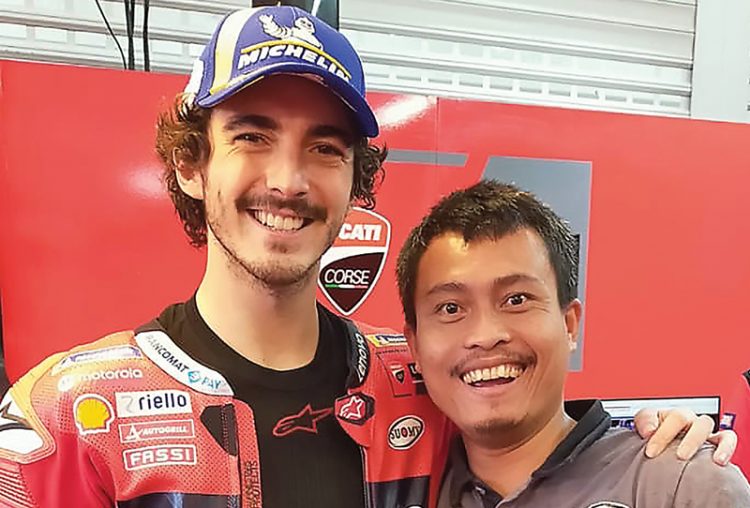 Sosok Menarik di Luar Sirkuit Mandalika