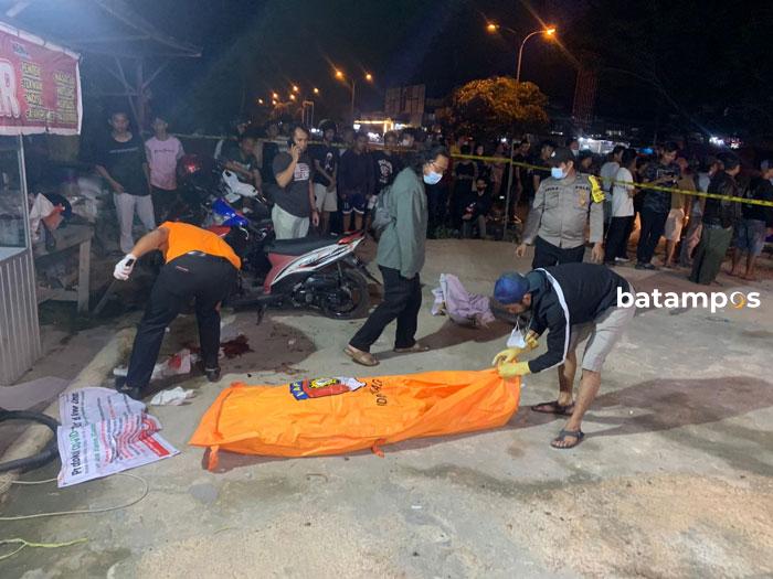 Jefri Berlari sambil Pegangi Leher, dari Leher Keluar Darah, Lalu Tergeletak