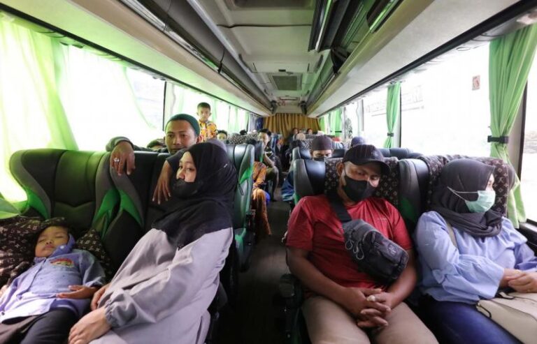 Pemudik Jalur Darat Terbanyak