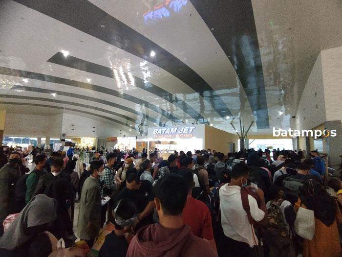 Pemudik di Pelabuhan Domestik Sekupang Mulai Meningkat