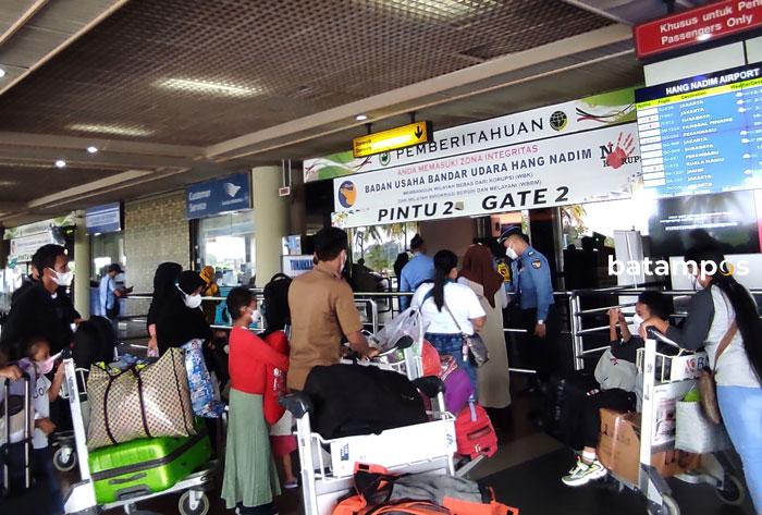 Puncak Mudik Lebaran, Pemudik Makin Ramai di Bandara Hang Nadim
