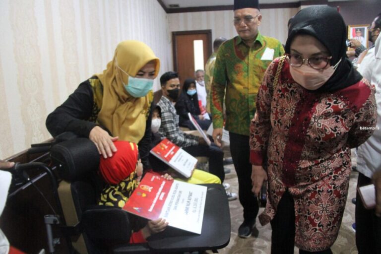 BLT Tak Tepat Sasaran, Ada Penerima yang Punya Mobil