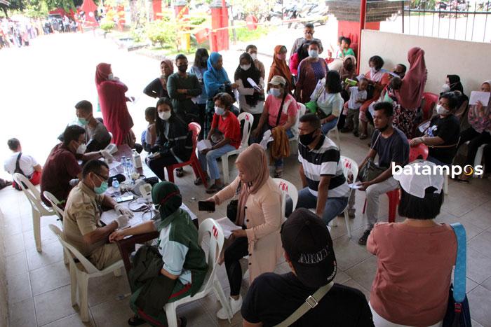 Digelar Malam Hari, Vaksinasi Booster Batam Capai 46,08 Persen