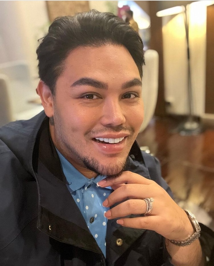 Ivan Gunawan Bangun Masjid di Uganda