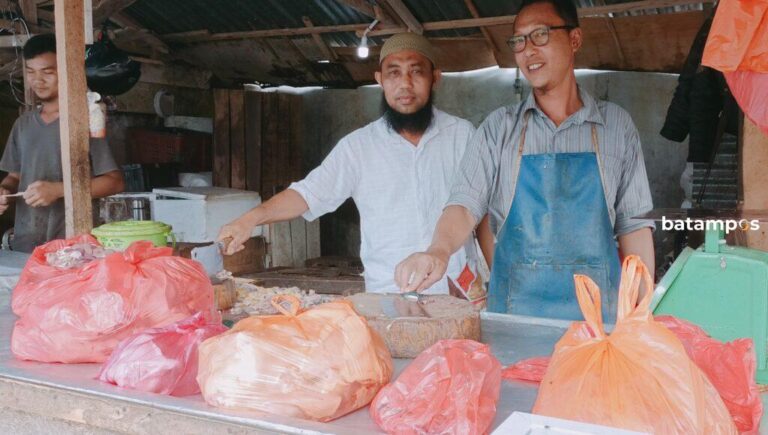 Jelang Labaran, Harga Daging Ayam Potong Naik di Kundur