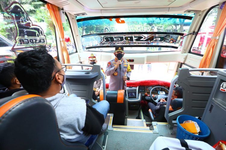 Begini Alasan Polri Berlakukan One Way sampai Jelang Sahur