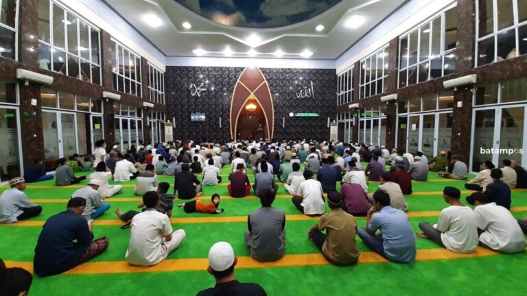 Jemaah Solid, Saf Selalu Padat