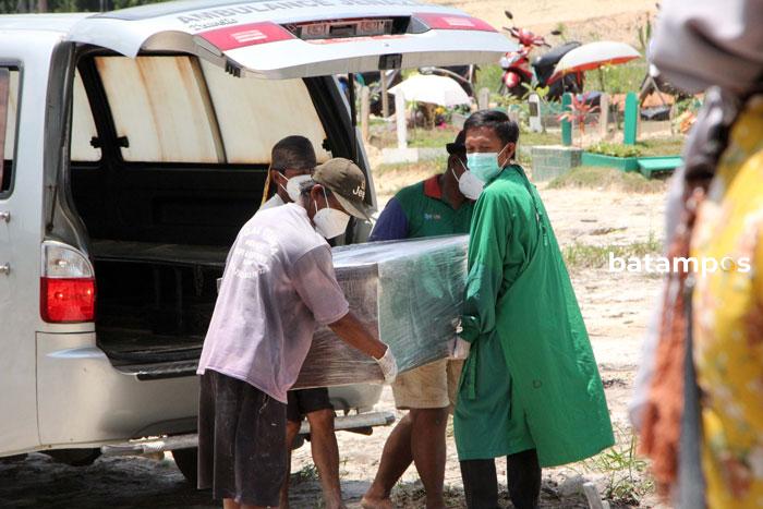 Sudah Divaksin, 2 Pasien Covid-19 di Batam Meninggal